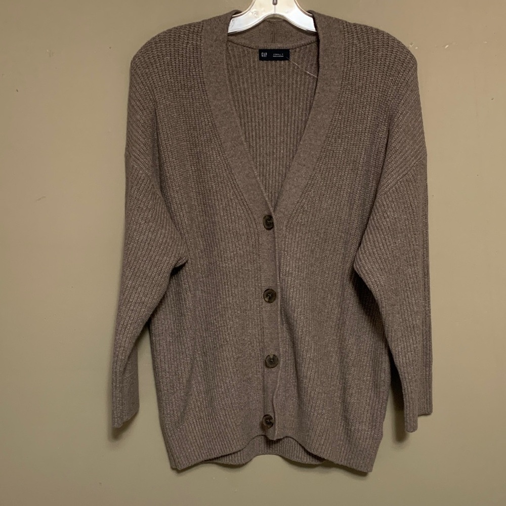 GAP Women’s Button Down X-Small Petite Tan Fisherman Knit Cardigan Sweater
